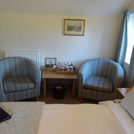 Sway Hunters Croft Bed & Breakfast エクステリア 写真